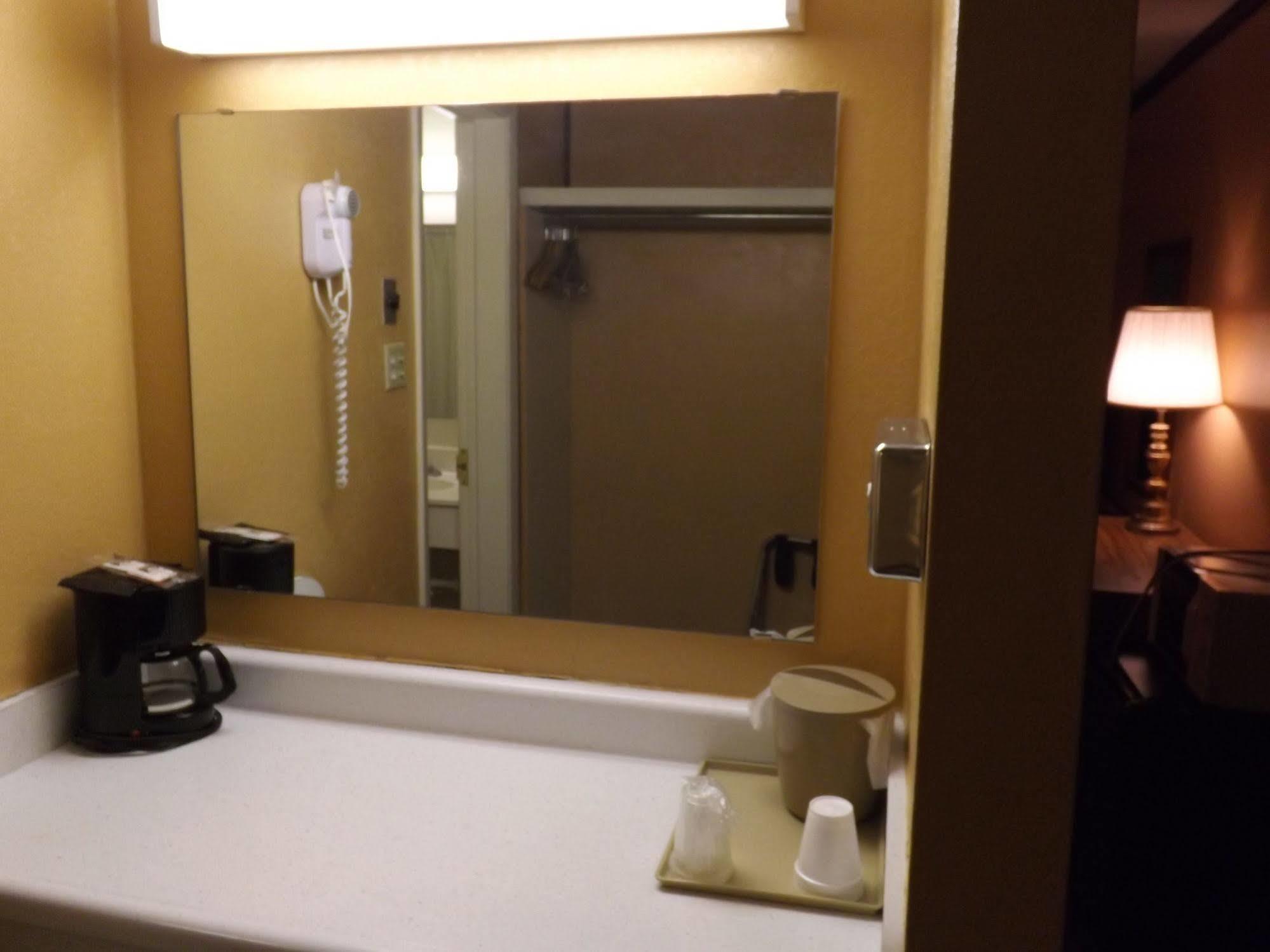 Tristar Inn Xpress Tucumcari Buitenkant foto